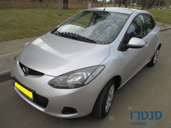 2010' Mazda 2 photo #1