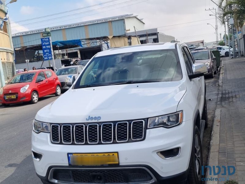 2020' Jeep Grand Cherokee ג'יפ גרנד צ'ירוקי photo #2