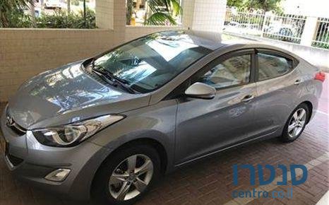 2013' Hyundai i35 Gls ‏1600 4 דלת' photo #1