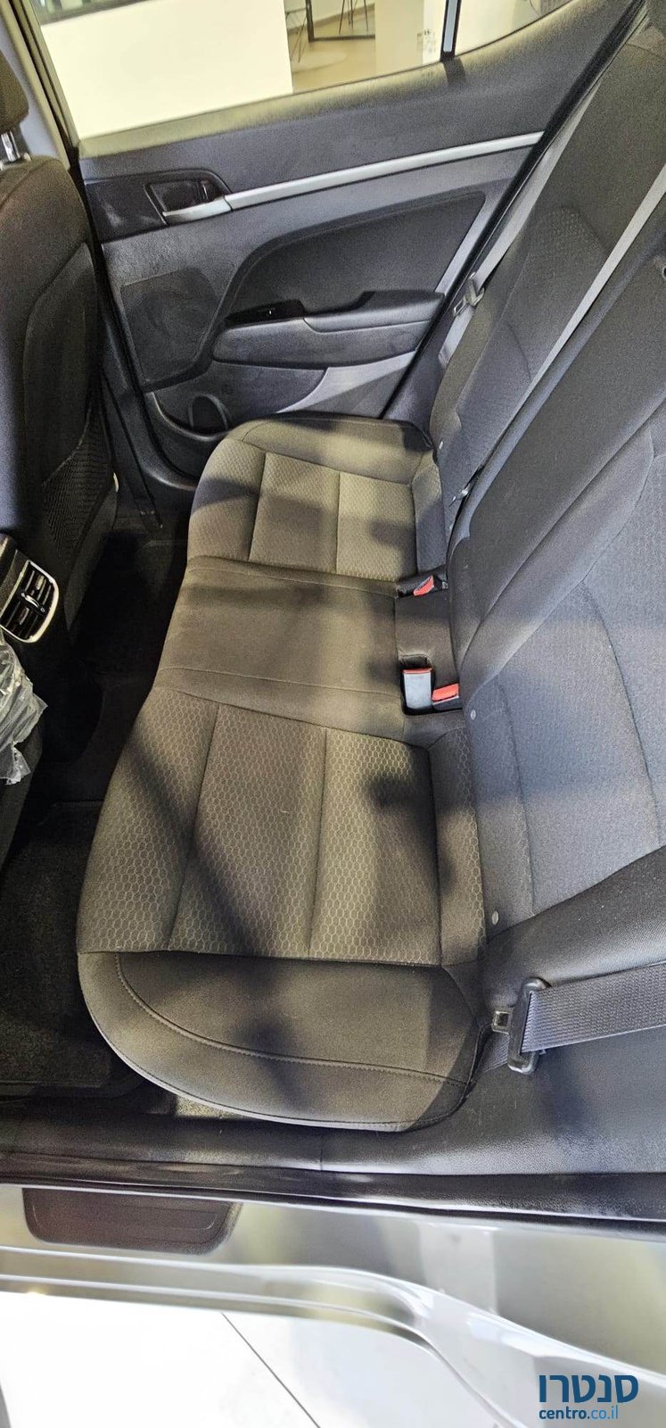 2020' Hyundai Elantra photo #5