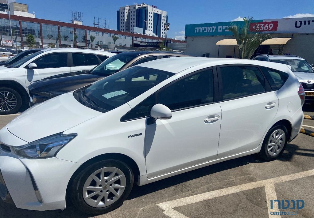 2019' Toyota Prius טויוטה פריוס photo #2