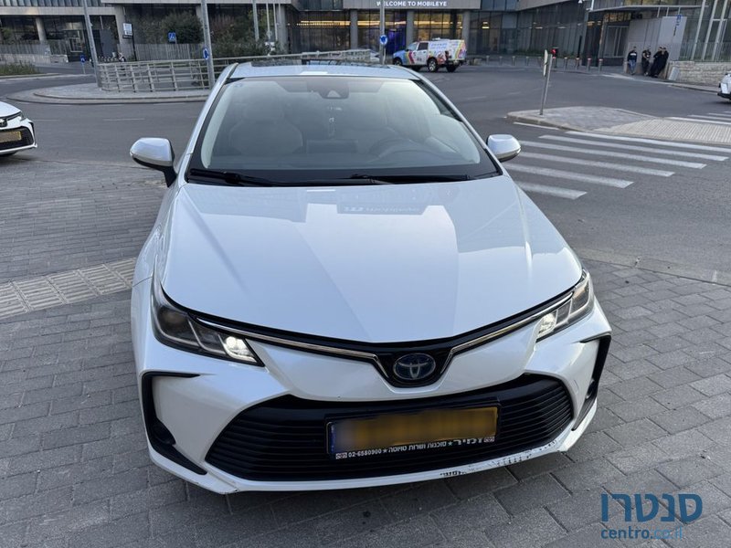 2019' Toyota Corolla טויוטה קורולה photo #1