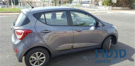 2016' Hyundai i10 photo #2