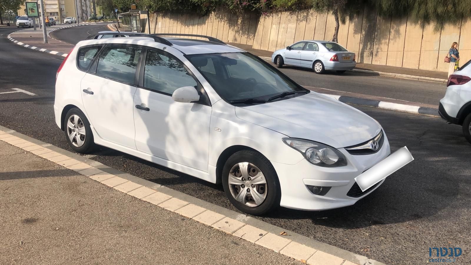 2011' Hyundai I30 Cw יונדאי photo #5