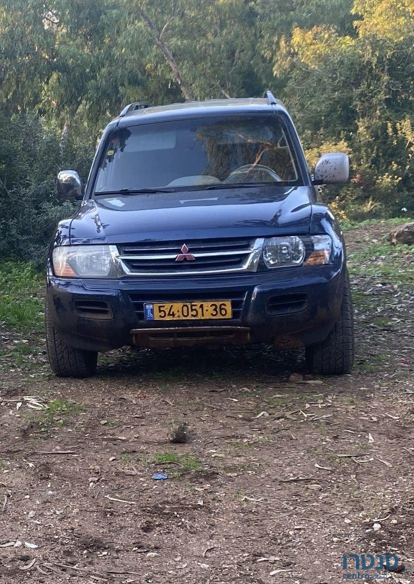 2002' Mitsubishi Pajero מיצובישי פג'רו photo #1
