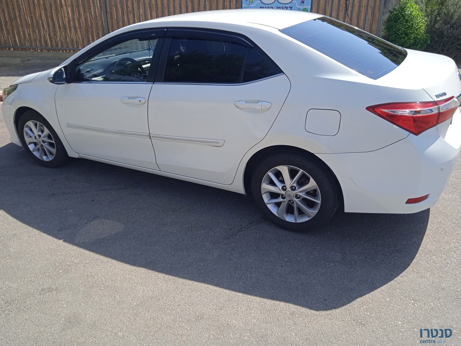 2013' Toyota Corolla טויוטה קורולה photo #2