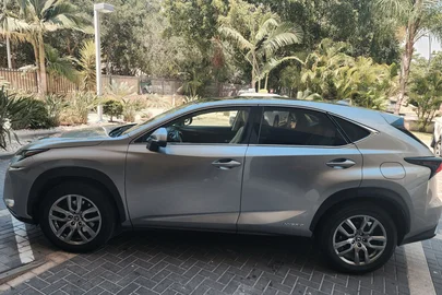 2020' Lexus NX לקסוס