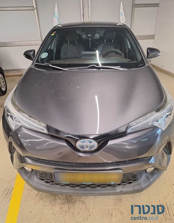 2018' Toyota C-HR טויוטה photo #2