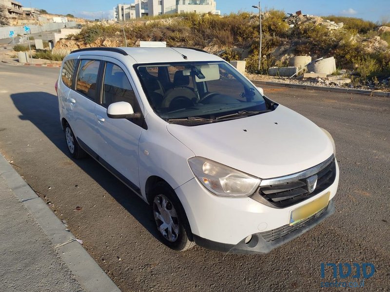 2015' Dacia Lodgy דאצ'יה לודג'י photo #5