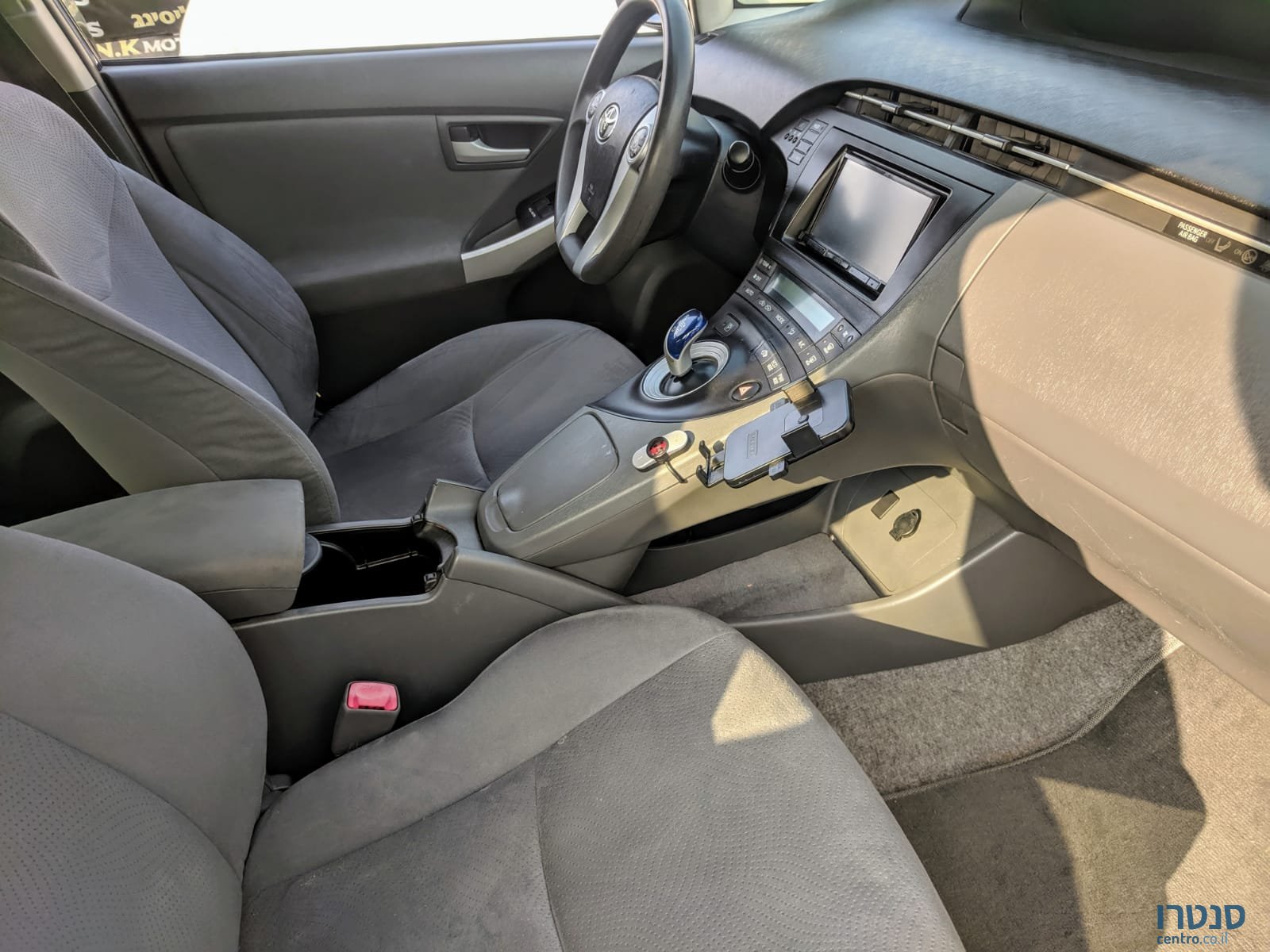 2009' Toyota Prius photo #5