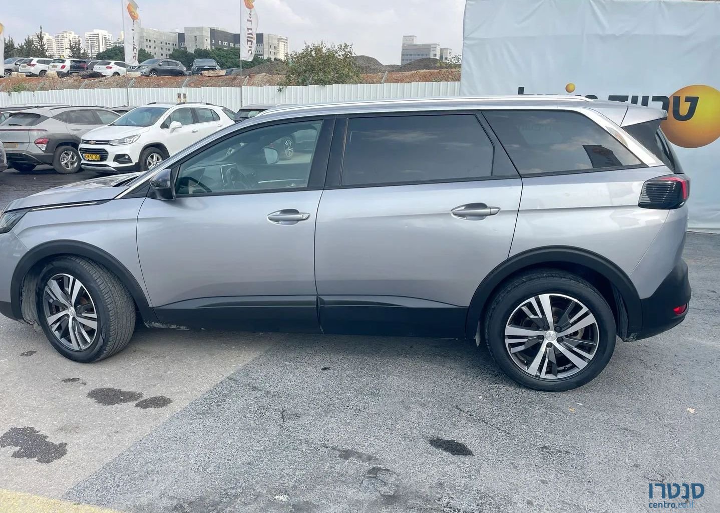 2023' Peugeot 5008 פיג'ו photo #4