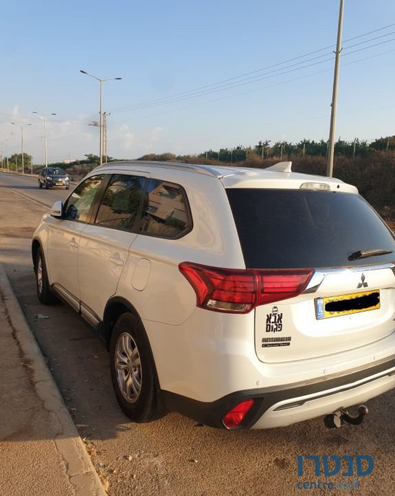 2019' Mitsubishi Outlander מיצובישי אאוטלנדר photo #3