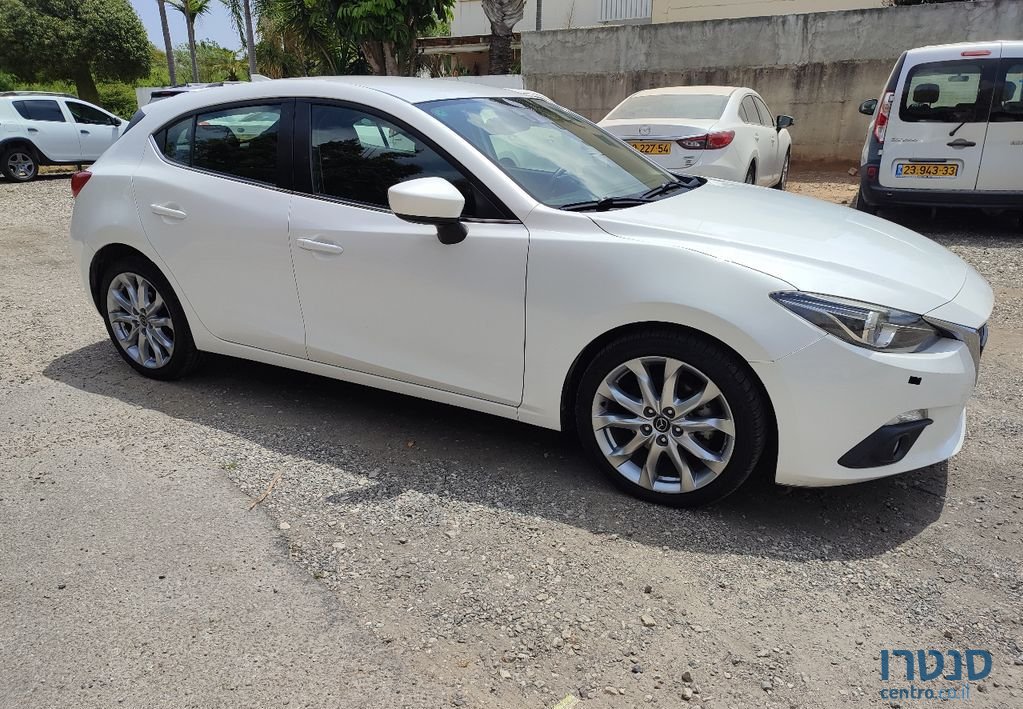 2017' Mazda 3 מאזדה photo #3