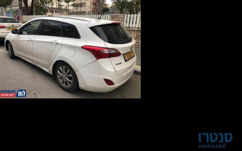 2013' Hyundai I30Cw יונדאי photo #2