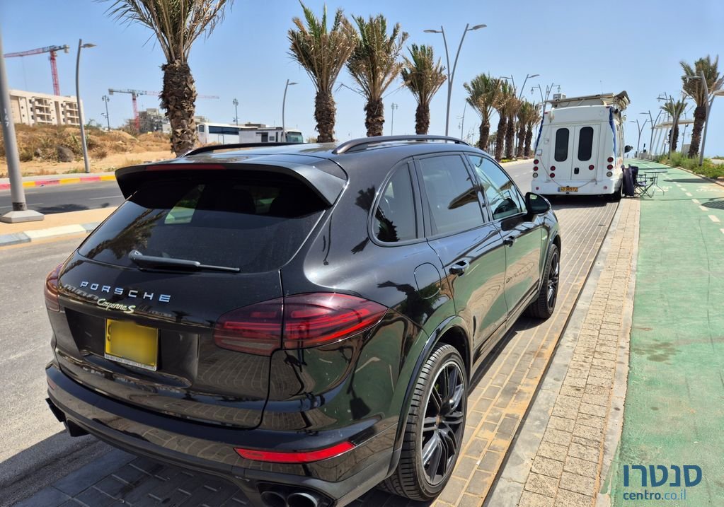 2017' Porsche Cayenne פורשה קאיין photo #4