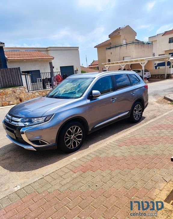 2018' Mitsubishi Outlander מיצובישי אאוטלנדר photo #4