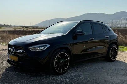 2021' Mercedes-Benz GLA מרצדס-בנץ