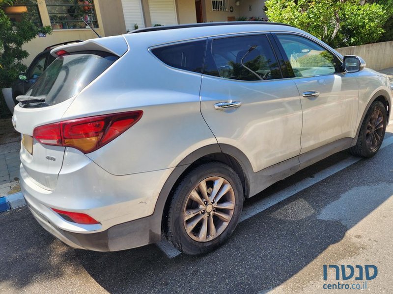 2017' Hyundai Santa Fe יונדאי סנטה פה photo #3