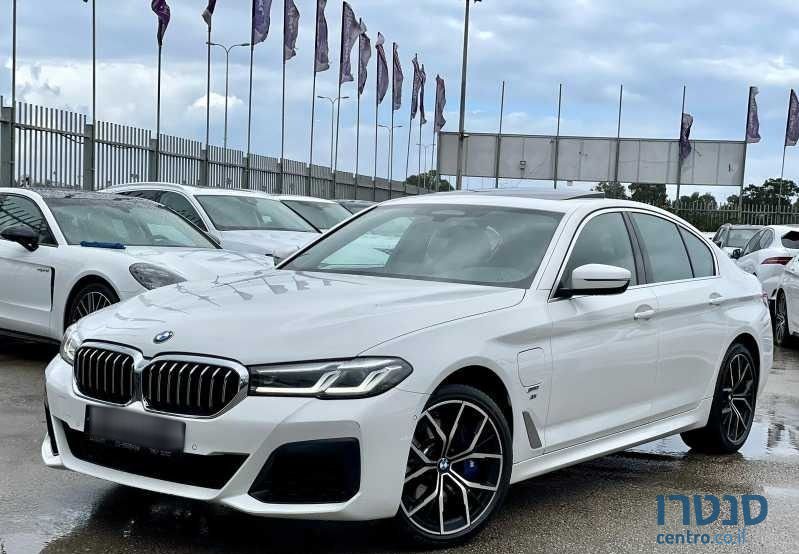 2021' BMW 5 Series ב.מ.וו סדרה 5 photo #1