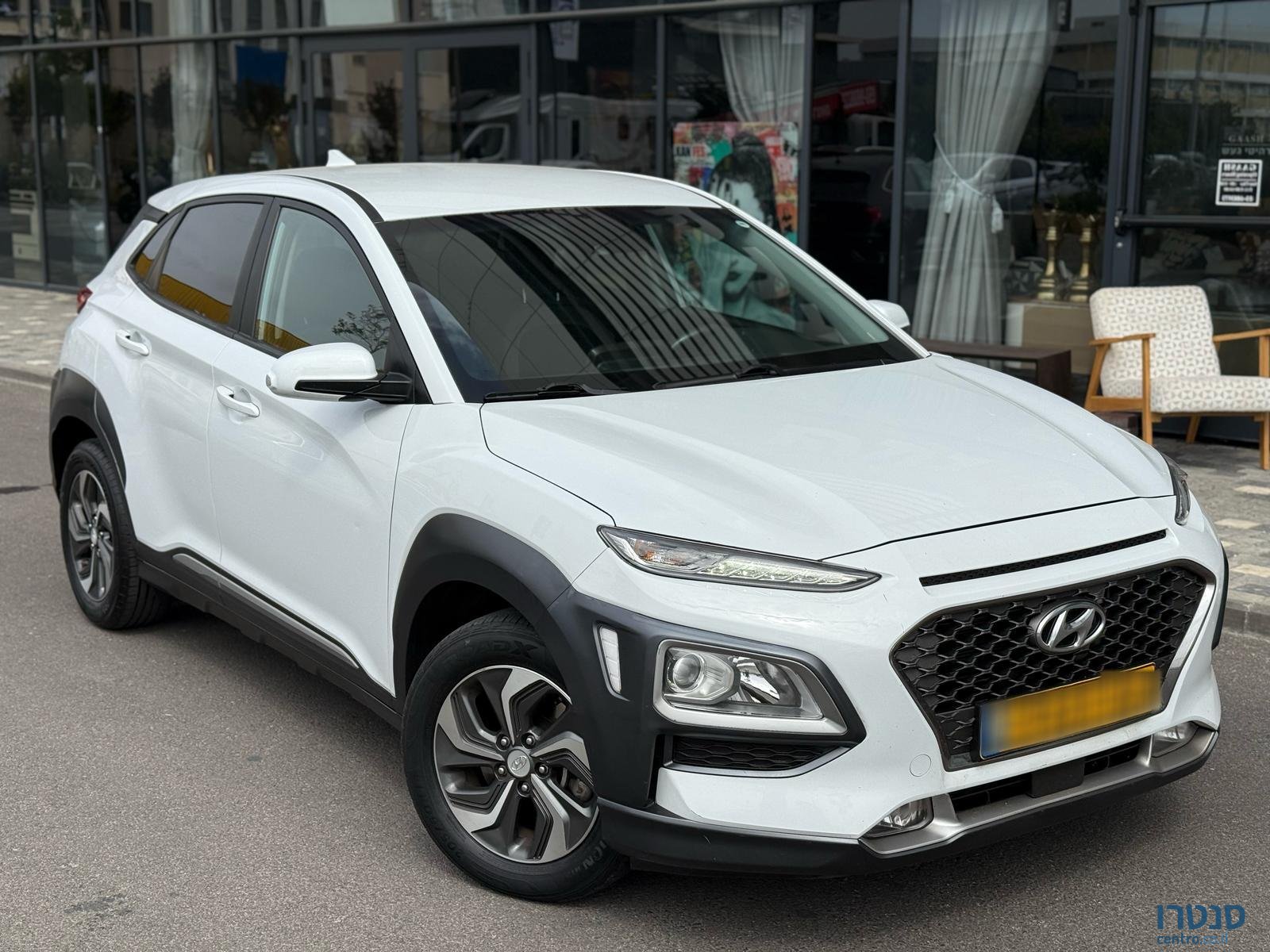 2020' Hyundai Kona photo #3