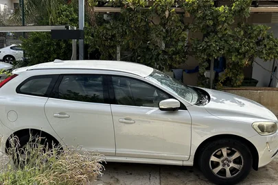 2015' Volvo 244 וולוו