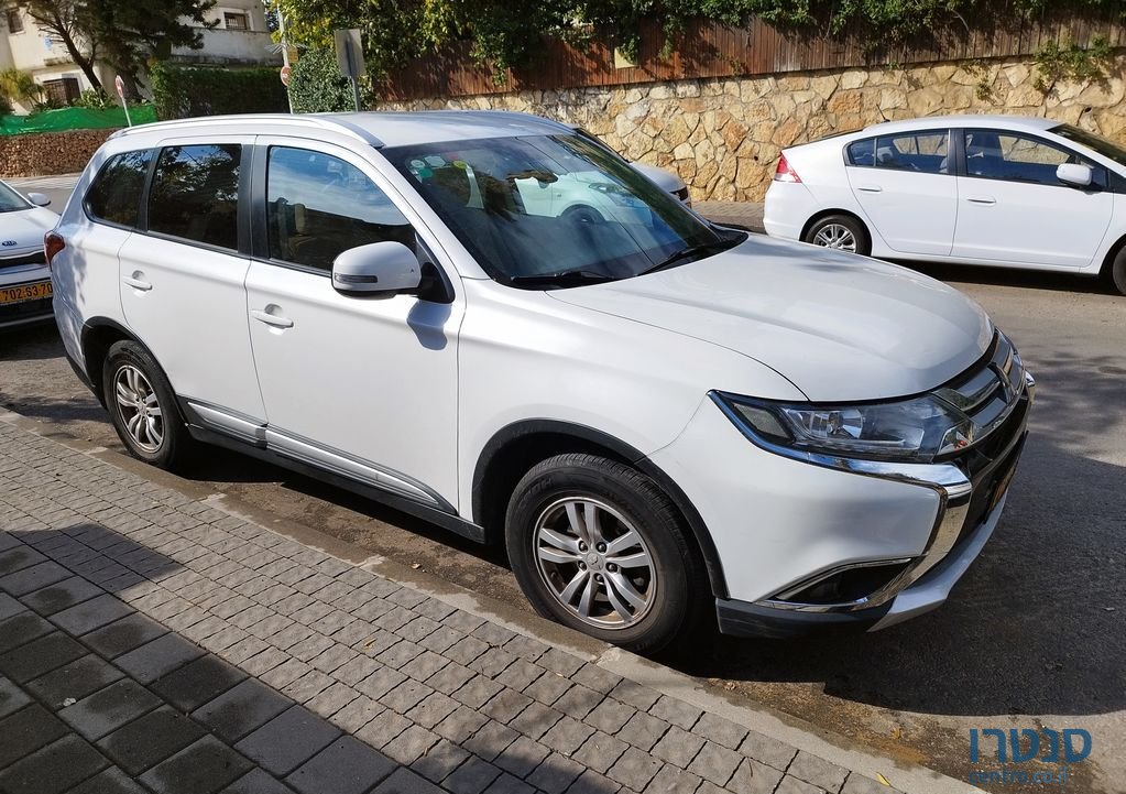 2016' Mitsubishi Outlander מיצובישי אאוטלנדר photo #1