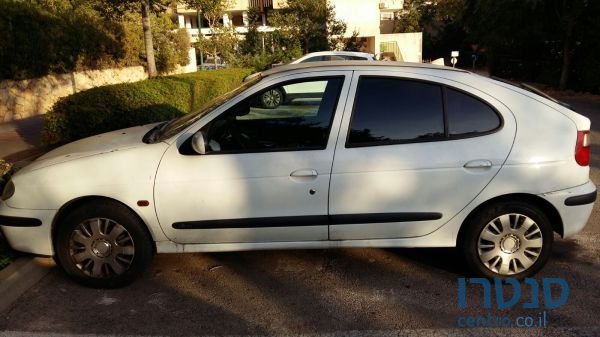 2003' Renault Megane photo #3