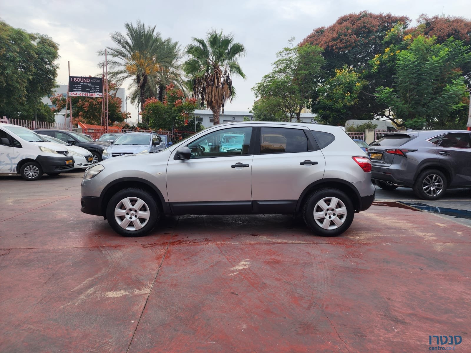 2011' Nissan Qashqai photo #5