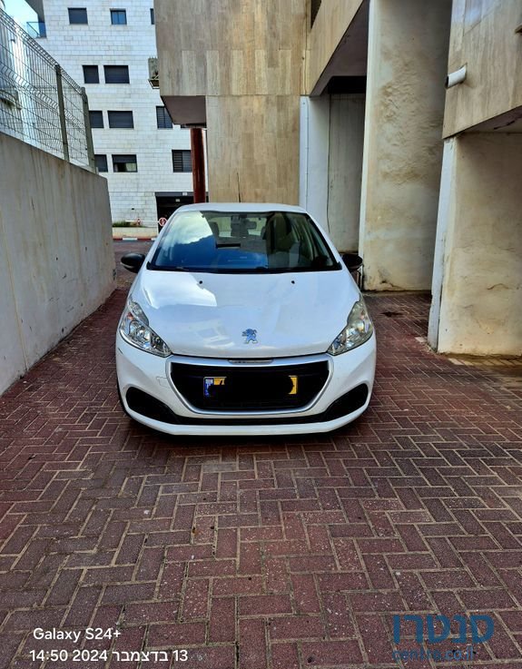 2016' Peugeot 208 פיג'ו photo #1