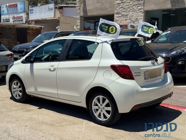 2017' Toyota Yaris טויוטה יאריס photo #2
