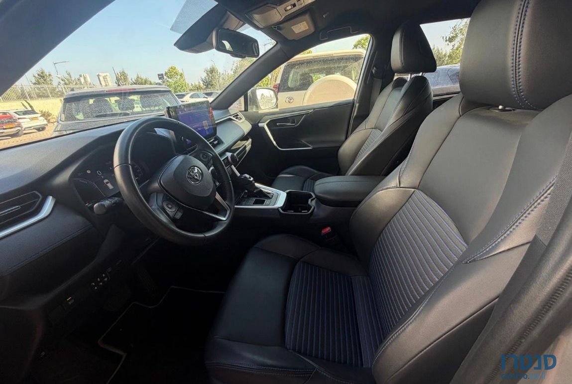 2023' Toyota RAV4 טויוטה photo #2