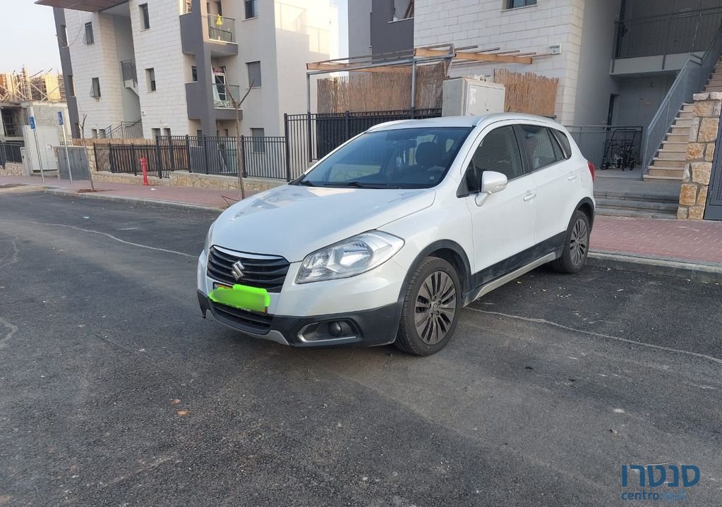 2017' Suzuki SX4 סוזוקי קרוסאובר photo #1