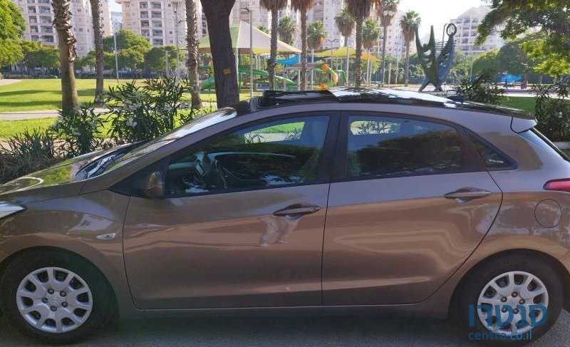 2014' Hyundai i30 יונדאי photo #4