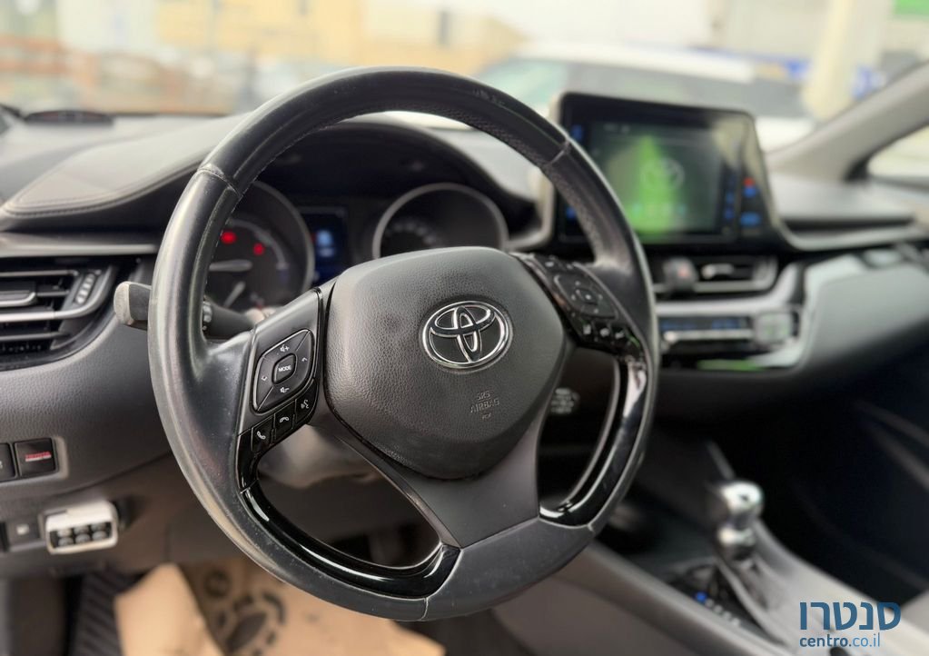 2018' Toyota C-HR טויוטה photo #6