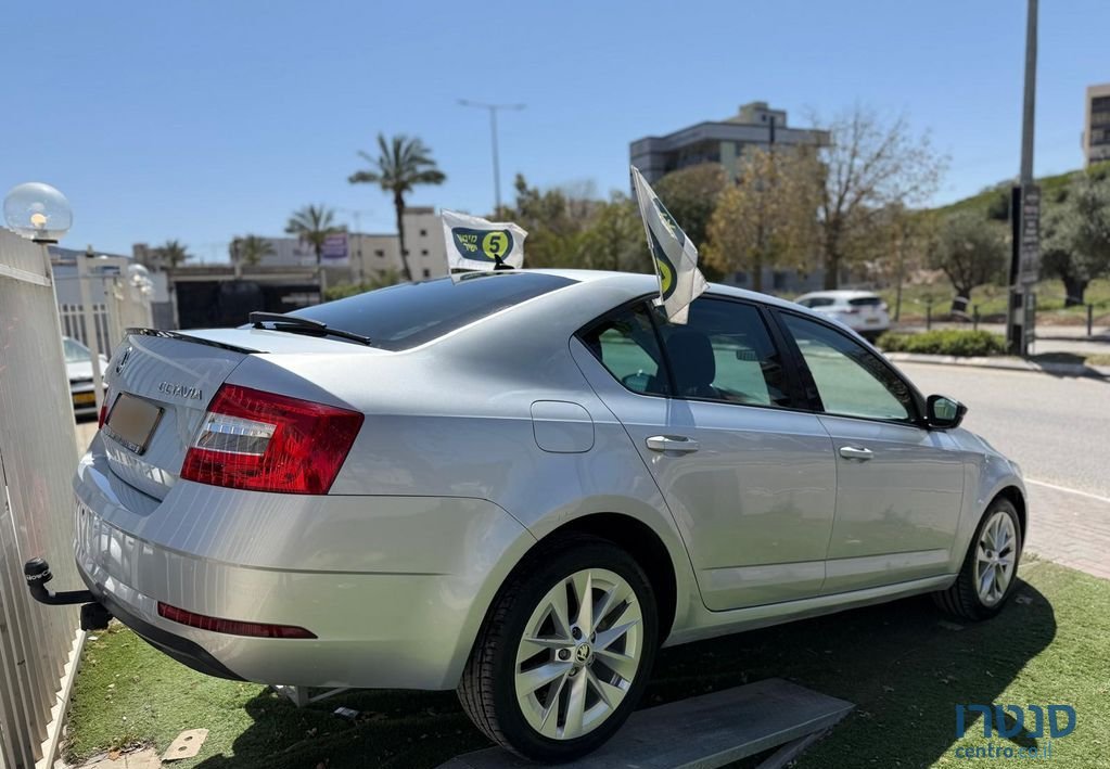 2020' Skoda Octavia סקודה אוקטביה photo #6