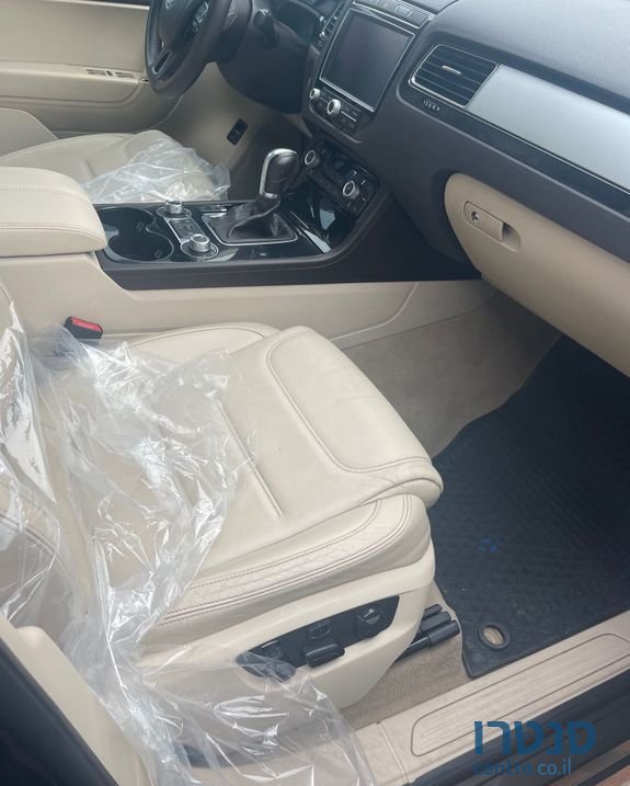 2016' Volkswagen Tiguan פולקסווגן טוארג photo #2