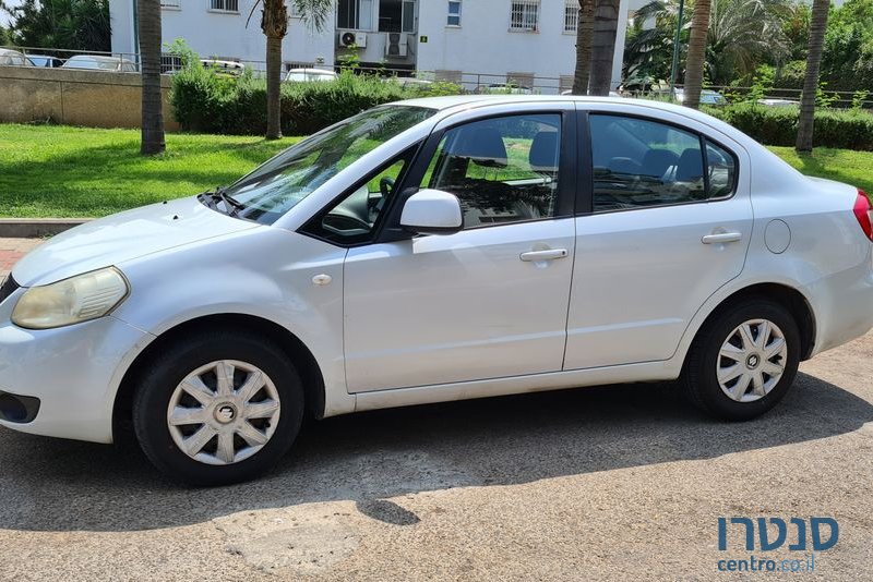 2010' Suzuki SX4 סוזוקי photo #1