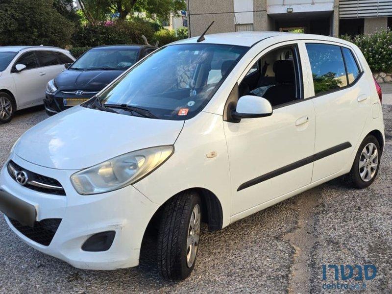 2011' Hyundai i10 יונדאי photo #3