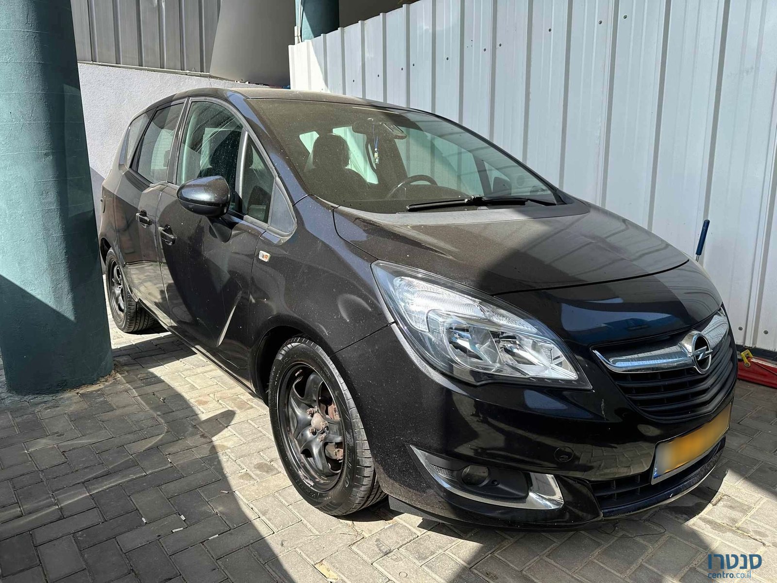 2017' Opel Meriva photo #2