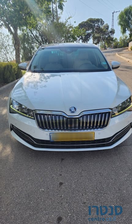 2019' Skoda Superb סקודה סופרב photo #1