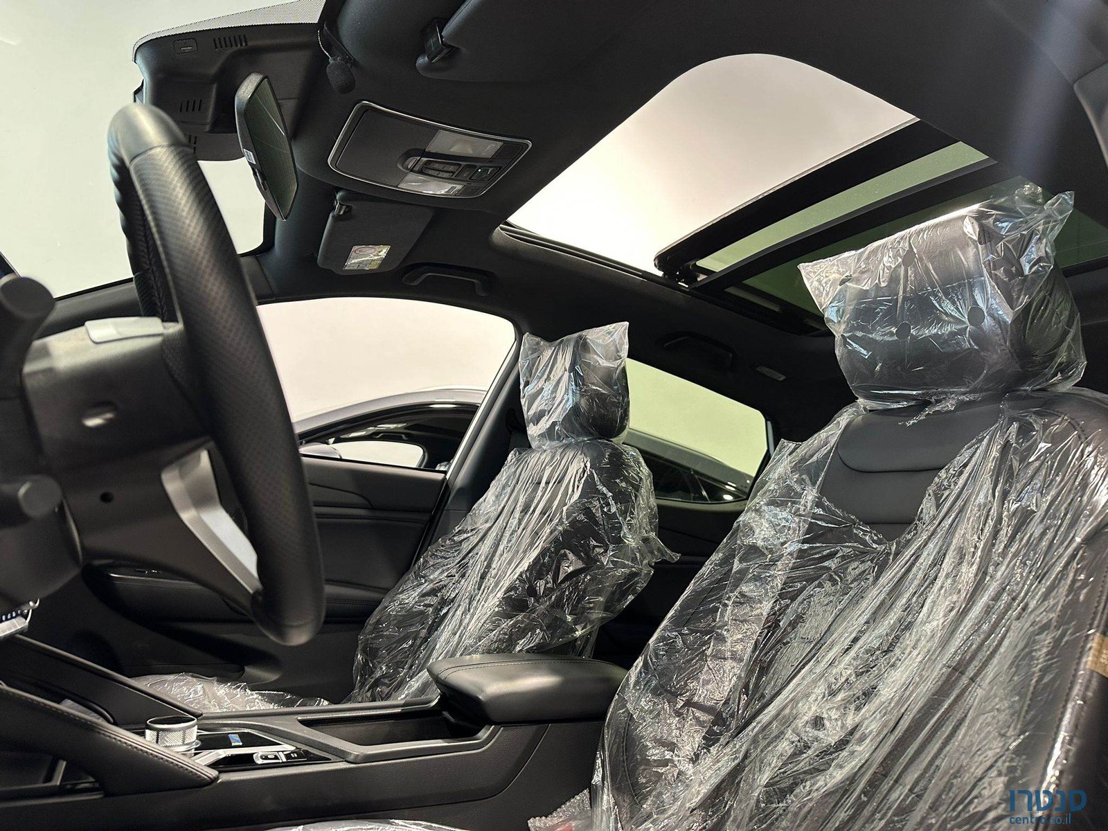 2024' Seres EV-3 photo #7