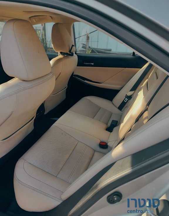 2015' Lexus Is300H לקסוס photo #5