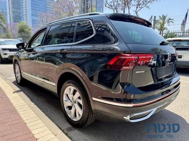 2022' Volkswagen Tiguan Allspace פולקסווגן טיגואן אולספייס photo #6