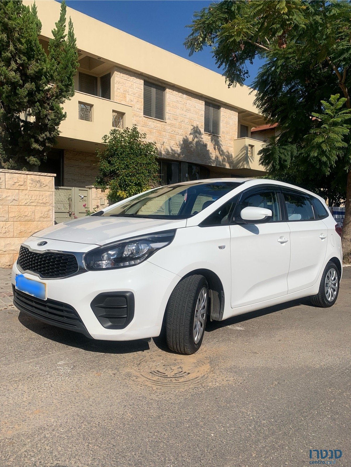 2018' Kia Carens photo #1