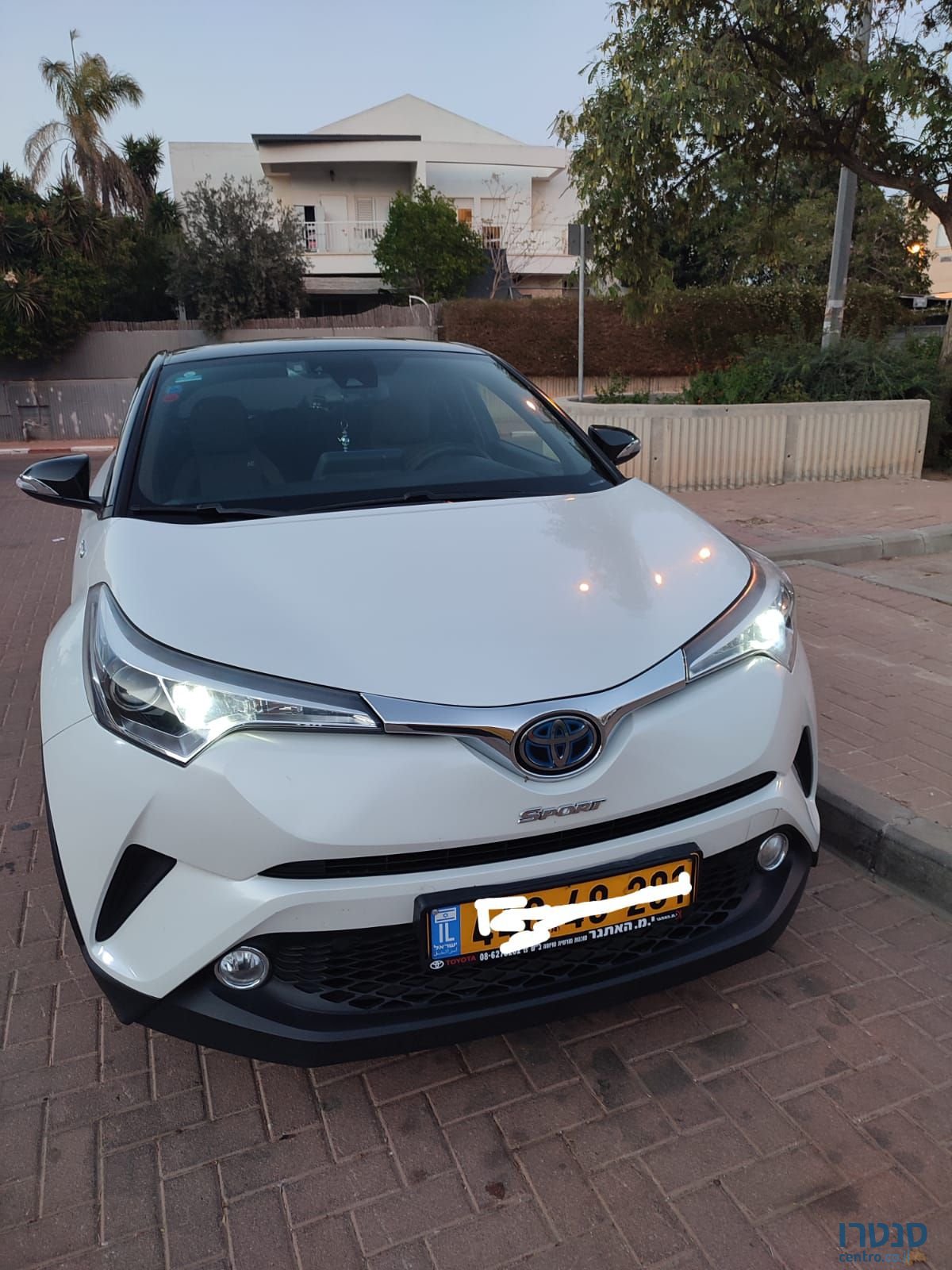 2018' Toyota C-Hr טויוטה photo #1