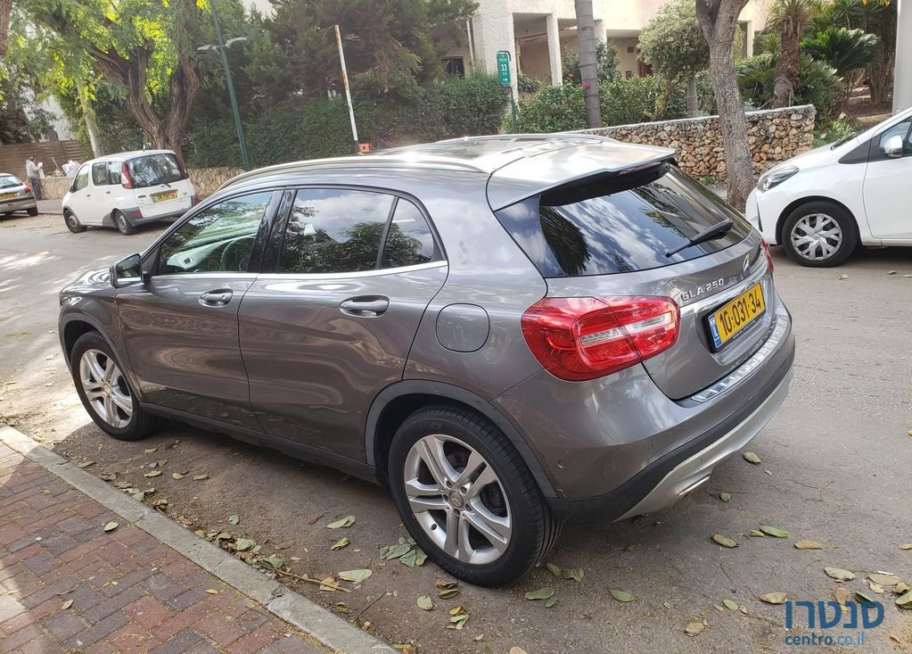 2015' Mercedes-Benz Gla מרצדס photo #2