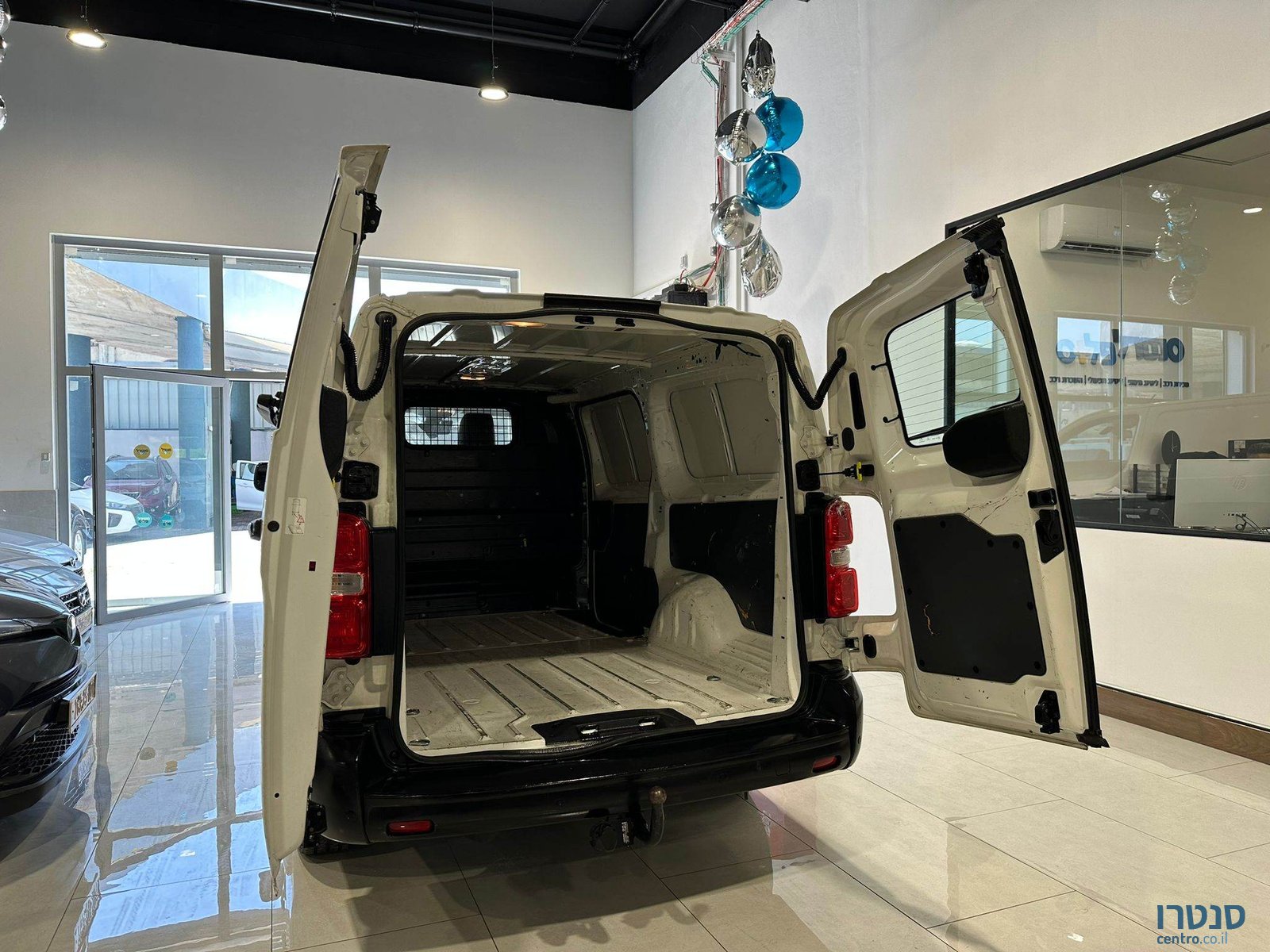 2019' Toyota ProAce photo #4