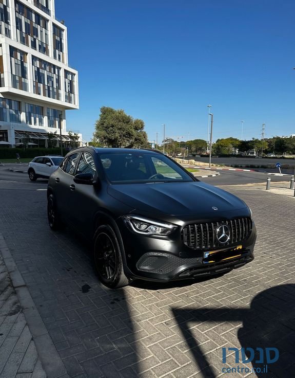2023' Mercedes-Benz GLA מרצדס photo #1