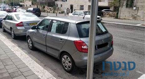 2012' Skoda Fabia סקודה פביה photo #2