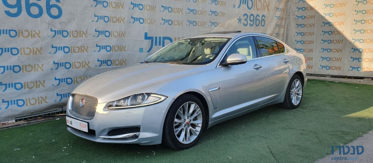 2015' Jaguar XF יגואר photo #5